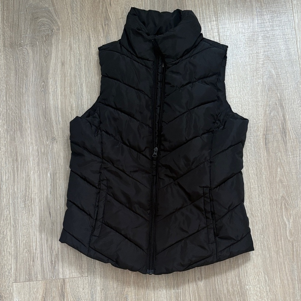 SO Black Quilted Puffer Vest - Women's Sleeveless Jacket- Small